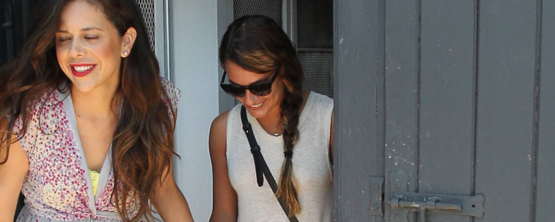 [CANDIDS] Lea Michele deixando o salão Kate Somerville