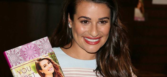 [FOTOS/VIDEO] Lea Michele na sessão de autógrafos do You First