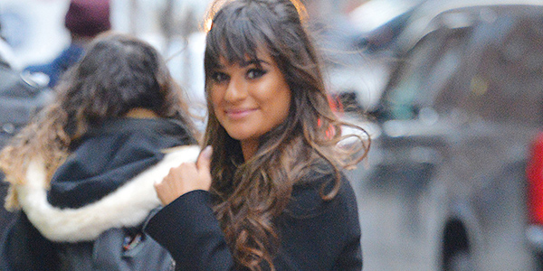 [Candids] Lea Michele chegando ao Appel Room em Nova Iorque