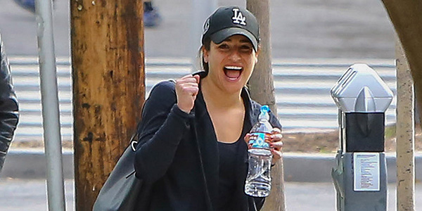 [Candids] Lea Michele e Cara Santana nas ruas de West Hollywood